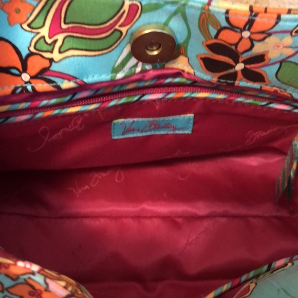 Vera Bradley Floral Shoulder Bag With Ruffle Multi Color 24x7.5x5”- 9”drop - Picture 9 of 11